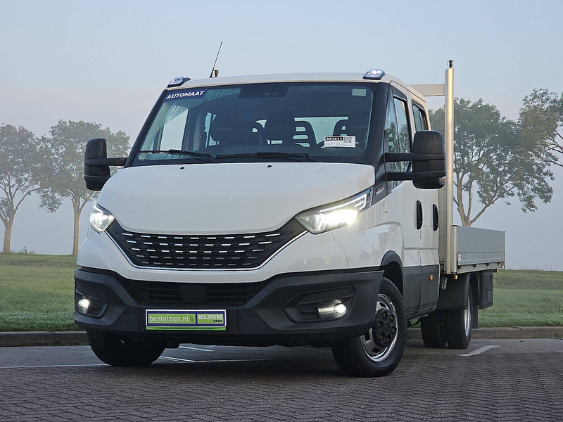 Iveco Daily 35C18 DUB.CAB 3.0Ltr 180Pk - Utilitaire plateau: photos 1 Iveco Daily 35C18 DUB.CAB 3.0Ltr 180Pk - Utilitaire plateau: photos 1