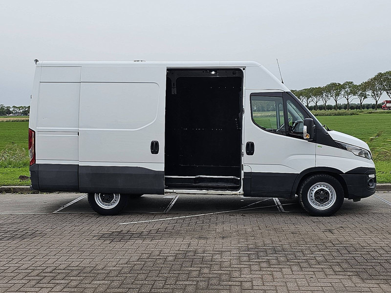 Iveco Daily 35S14 L2H2 Airco Euro6! — crédit-bail Iveco Daily 35S14 L2H2 Airco Euro6!: photos 12