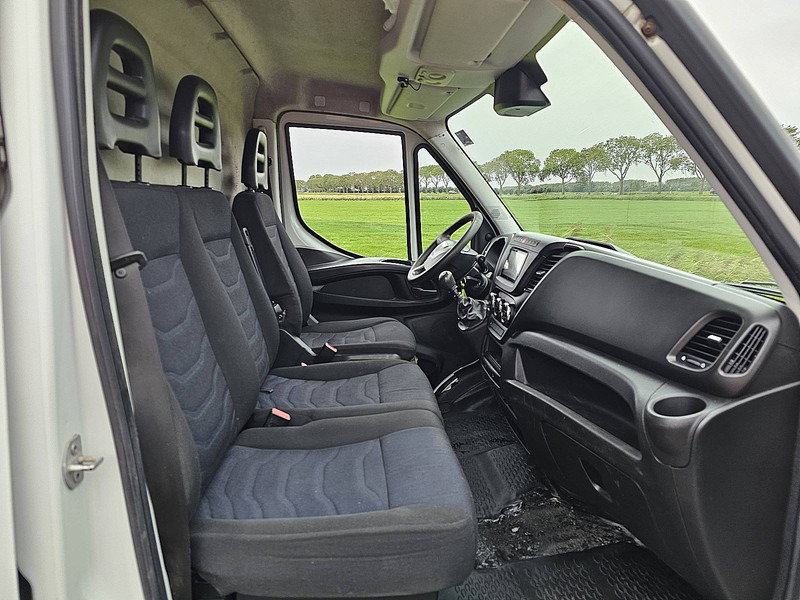 Iveco Daily 35S14 L2H2 Airco Euro6! — crédit-bail Iveco Daily 35S14 L2H2 Airco Euro6!: photos 7