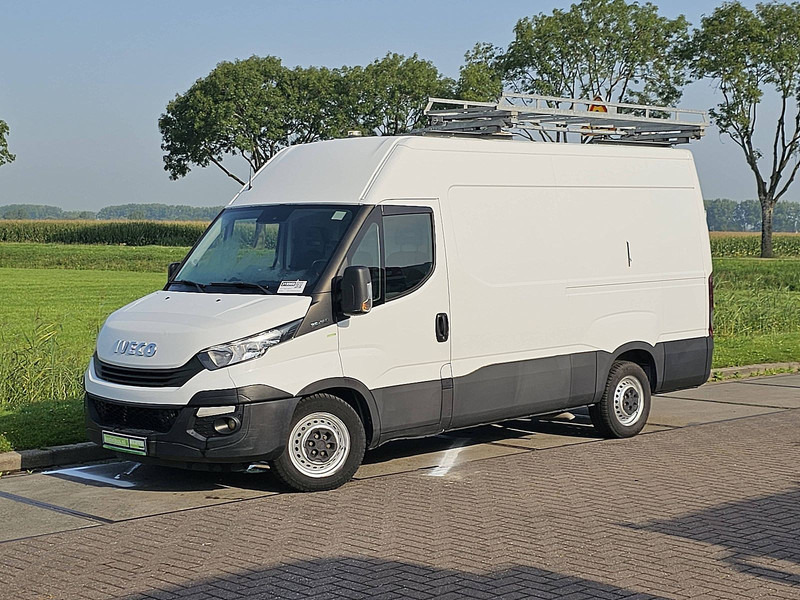 Iveco Daily 35S14 L2H2 Imperiaal Euro6 - Fourgon utilitaire: photos 2 Iveco Daily 35S14 L2H2 Imperiaal Euro6 - Fourgon utilitaire: photos 2
