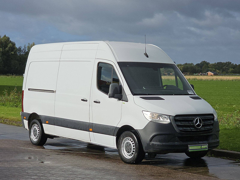 Mercedes-Benz Sprinter 311 CDI L2H2 - Fourgon utilitaire: photos 5 Mercedes-Benz Sprinter 311 CDI L2H2 - Fourgon utilitaire: photos 5