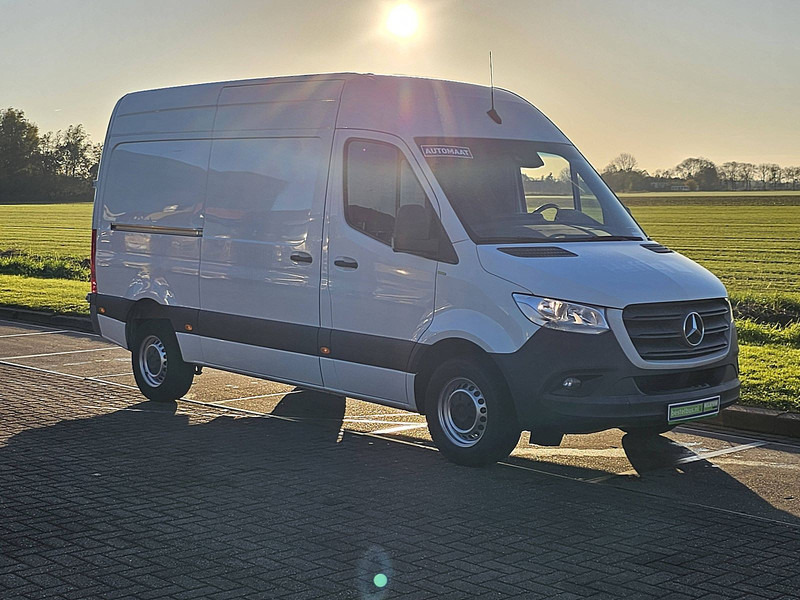 Mercedes-Benz Sprinter 314 L2H2 RWD Mbux Autom! - Fourgon utilitaire: photos 5 Mercedes-Benz Sprinter 314 L2H2 RWD Mbux Autom! - Fourgon utilitaire: photos 5