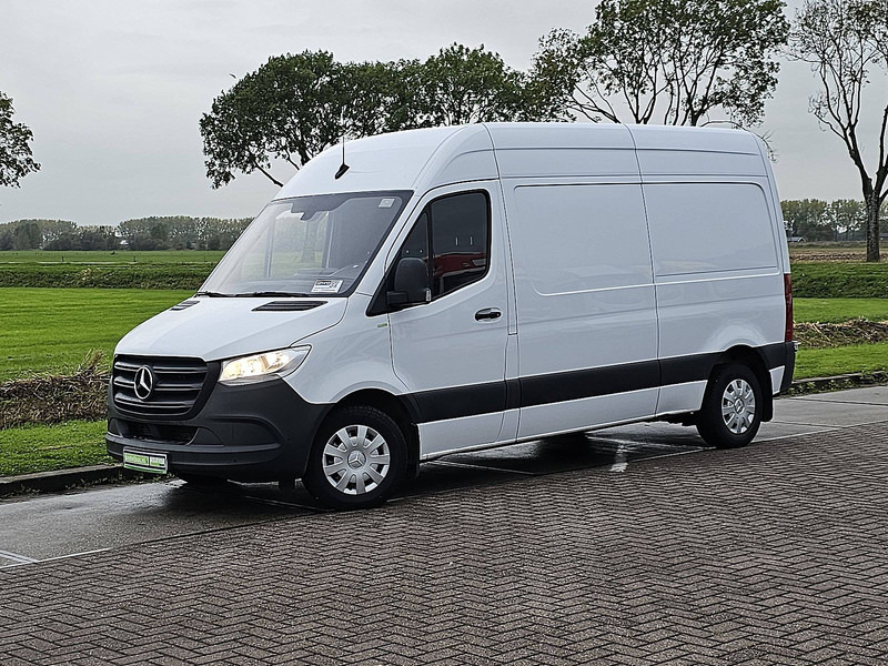 Mercedes-Benz Sprinter 315 L2H2 Mbux Automaat! - Fourgon utilitaire: photos 2 Mercedes-Benz Sprinter 315 L2H2 Mbux Automaat! - Fourgon utilitaire: photos 2