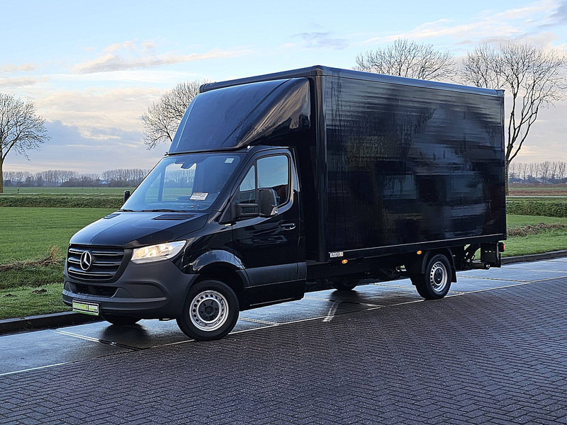 Mercedes-Benz Sprinter 316 Bakwagen Laadklep - Fourgon grand volume: photos 2 Mercedes-Benz Sprinter 316 Bakwagen Laadklep - Fourgon grand volume: photos 2