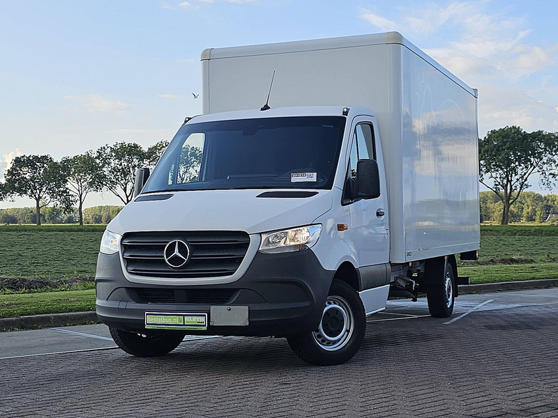 Mercedes-Benz Sprinter 316 Bakwagen Laadklep! - Fourgon grand volume: photos 1 Mercedes-Benz Sprinter 316 Bakwagen Laadklep! - Fourgon grand volume: photos 1