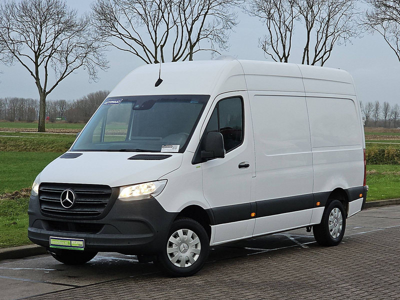 Mercedes-Benz Sprinter 316 L2H2 Navi RWD! - Fourgon utilitaire: photos 2 Mercedes-Benz Sprinter 316 L2H2 Navi RWD! - Fourgon utilitaire: photos 2