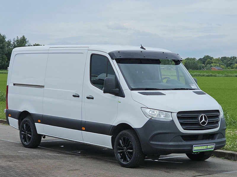 Mercedes-Benz Sprinter 319 L2H1 Mbux V6 3.0Ltr! - Fourgonnette: photos 5 Mercedes-Benz Sprinter 319 L2H1 Mbux V6 3.0Ltr! - Fourgonnette: photos 5