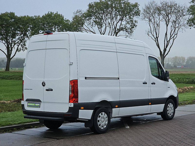 Mercedes-Benz eSprinter  320 L2H2 81kWh Nieuw - Fourgon utilitaire, Utilitaire électrique: photos 3 Mercedes-Benz eSprinter  320 L2H2 81kWh Nieuw - Fourgon utilitaire, Utilitaire électrique: photos 3