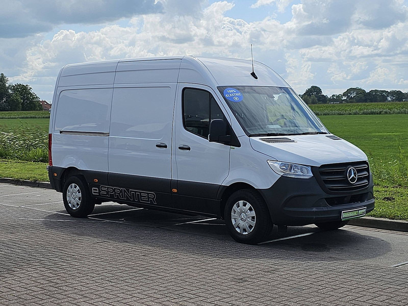 Mercedes-Benz eSprinter L2H2 41kWh Automaat! - Fourgon utilitaire, Utilitaire électrique: photos 5 Mercedes-Benz eSprinter L2H2 41kWh Automaat! - Fourgon utilitaire, Utilitaire électrique: photos 5