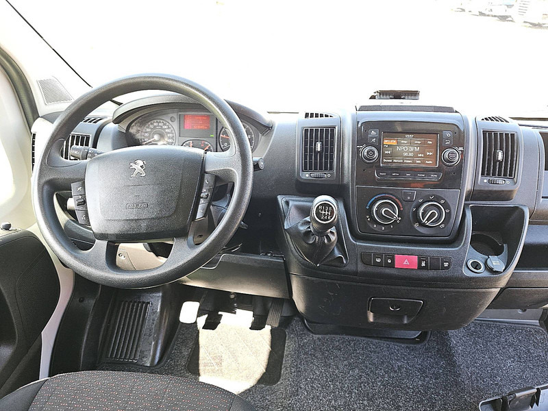 Fourgon utilitaire Peugeot Boxer 2.2 BHDI 140 L3H2: photos 8
