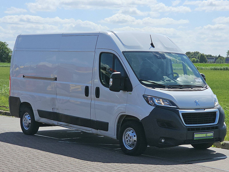 Fourgon utilitaire Peugeot Boxer 2.2 BHDI 140 L3H2: photos 5