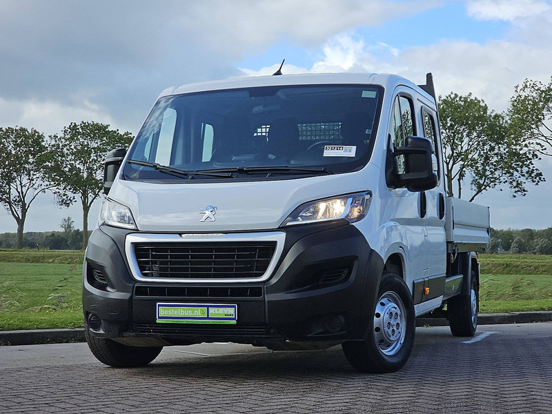 Peugeot Boxer 2.2 L3 D.C. Open Laadbak - Utilitaire plateau: photos 1 Peugeot Boxer 2.2 L3 D.C. Open Laadbak - Utilitaire plateau: photos 1
