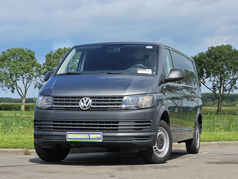 Volkswagen Transporter 2.0 TDI L2H1 Euro6 102Pk! - Fourgonnette: photos 1 Volkswagen Transporter 2.0 TDI L2H1 Euro6 102Pk! - Fourgonnette: photos 1