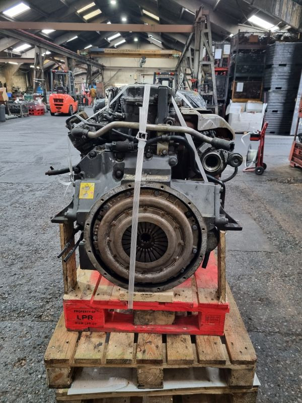 DAF FR118S1 Engine (Truck) - Moteur pour Camion: photos 3 DAF FR118S1 Engine (Truck) - Moteur pour Camion: photos 3