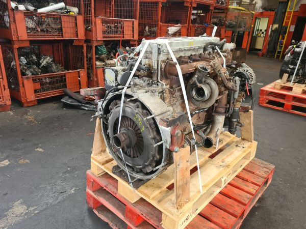 Iveco Tector 6ISB EUR3 - Moteur pour Camion: photos 2 Iveco Tector 6ISB EUR3 - Moteur pour Camion: photos 2