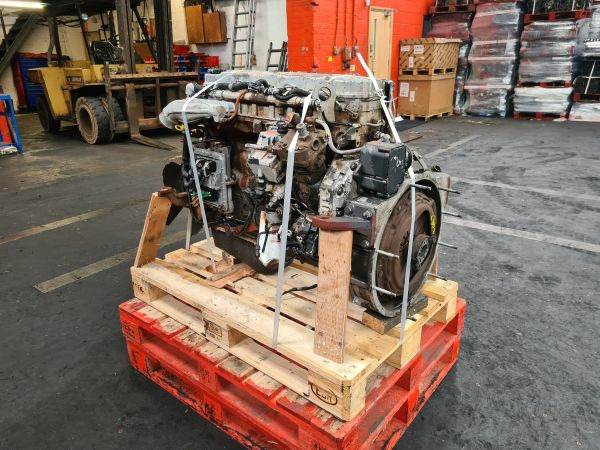Iveco Tector 6ISB EUR3 - Moteur pour Camion: photos 1 Iveco Tector 6ISB EUR3 - Moteur pour Camion: photos 1