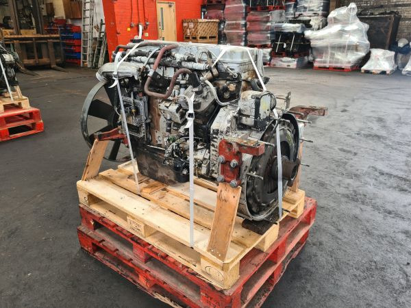 Iveco Tector 6ISB EUR3 - Moteur pour Camion: photos 1 Iveco Tector 6ISB EUR3 - Moteur pour Camion: photos 1