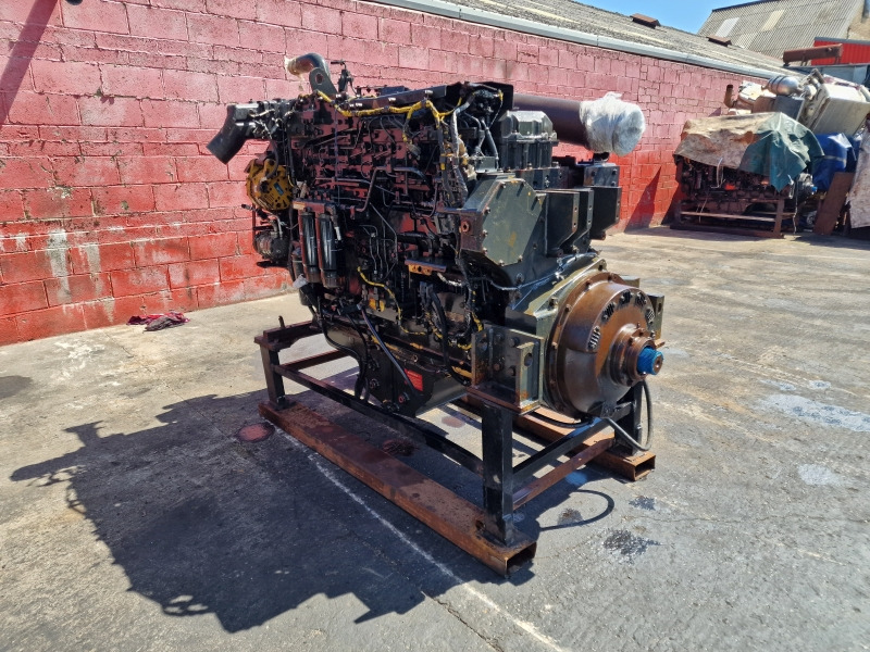 Komatsu SAA6D170E-5 Engine (Plant) - Moteur pour Engins de chantier: photos 3 Komatsu SAA6D170E-5 Engine (Plant) - Moteur pour Engins de chantier: photos 3