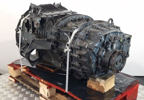 ZF Astronic 12AS1210TO Gearbox - Boîte de vitesse: photos 4 ZF Astronic 12AS1210TO Gearbox - Boîte de vitesse: photos 4