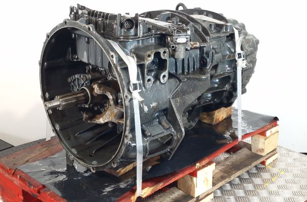 ZF Astronic 12AS1210TO Gearbox - Boîte de vitesse: photos 1 ZF Astronic 12AS1210TO Gearbox - Boîte de vitesse: photos 1