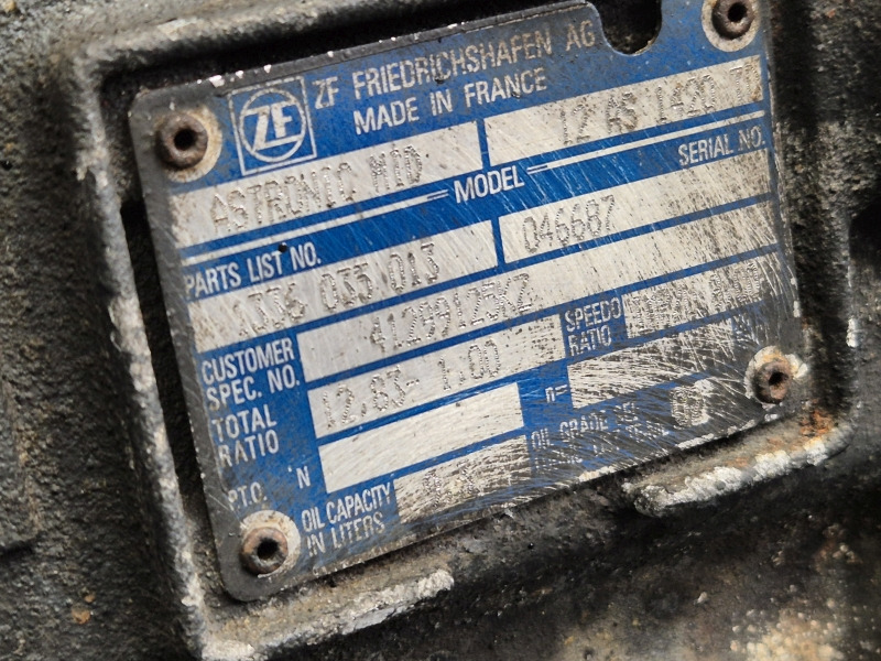 ZF Astronic 12AS1420TD Gearbox - Boîte de vitesse: photos 2 ZF Astronic 12AS1420TD Gearbox - Boîte de vitesse: photos 2