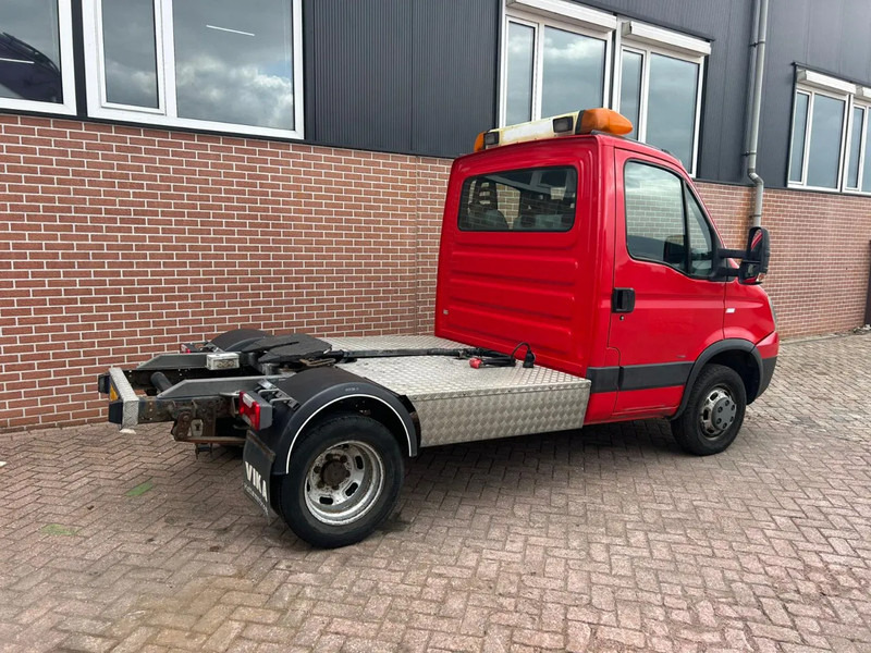 Iveco Daily 40 C18 - Tracteur routier: photos 4 Iveco Daily 40 C18 - Tracteur routier: photos 4