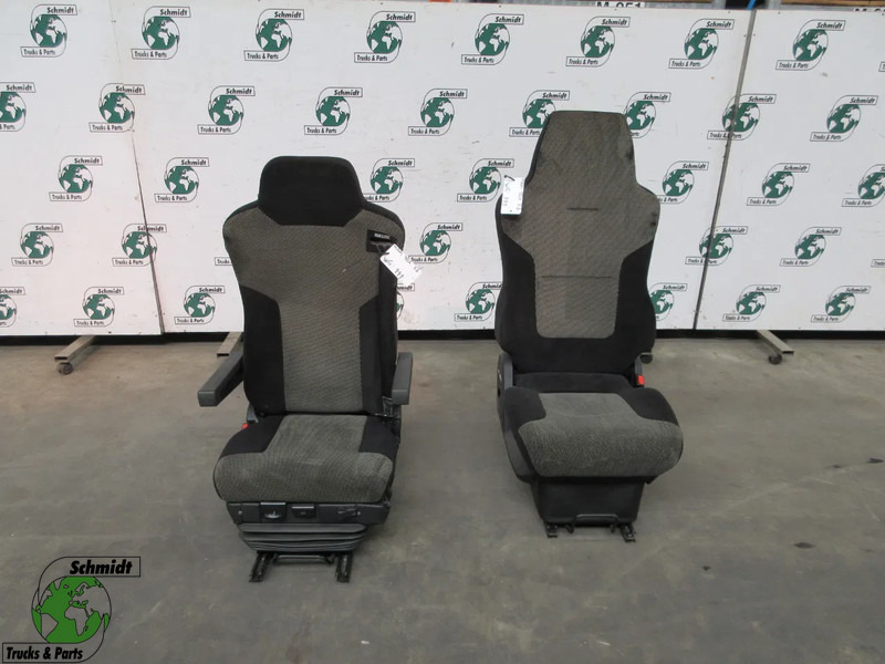 DAF 81.62307-6681 // 81.62307-6628 STOELEN SET MAN 18.500 MODEL 2020 - Siège pour Camion: photos 1 DAF 81.62307-6681 // 81.62307-6628 STOELEN SET MAN 18.500 MODEL 2020 - Siège pour Camion: photos 1