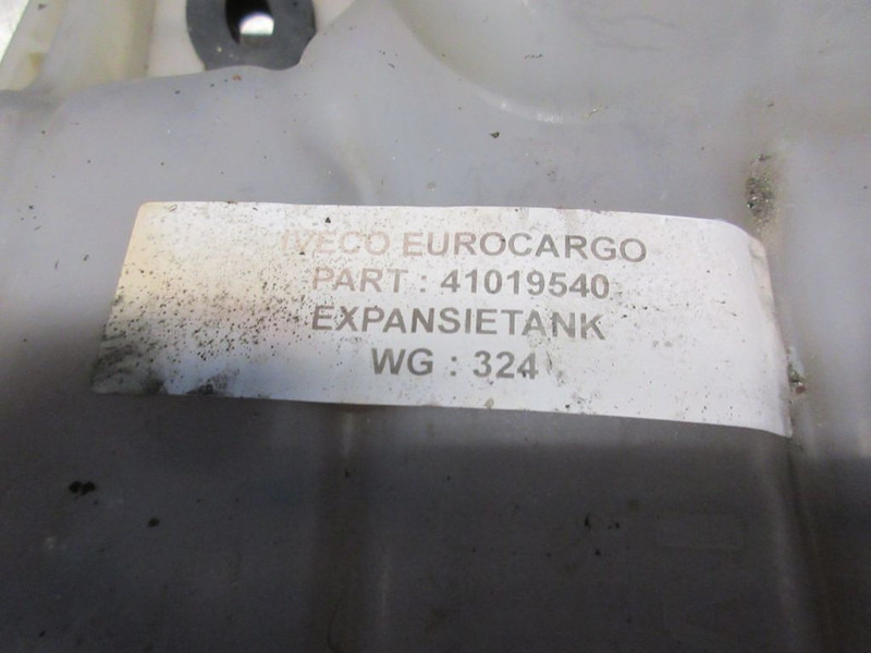 Iveco EUROCARGO 41019540 EXPANSIEVAT - Vase d'expansion pour Camion: photos 5 Iveco EUROCARGO 41019540 EXPANSIEVAT - Vase d'expansion pour Camion: photos 5