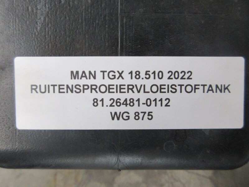 MAN 81.26481-0112 RUITENSPROEIERTANK MAN TGX 18.510 EURO 6 - Cabine et intérieur pour Camion: photos 3 MAN 81.26481-0112 RUITENSPROEIERTANK MAN TGX 18.510 EURO 6 - Cabine et intérieur pour Camion: photos 3