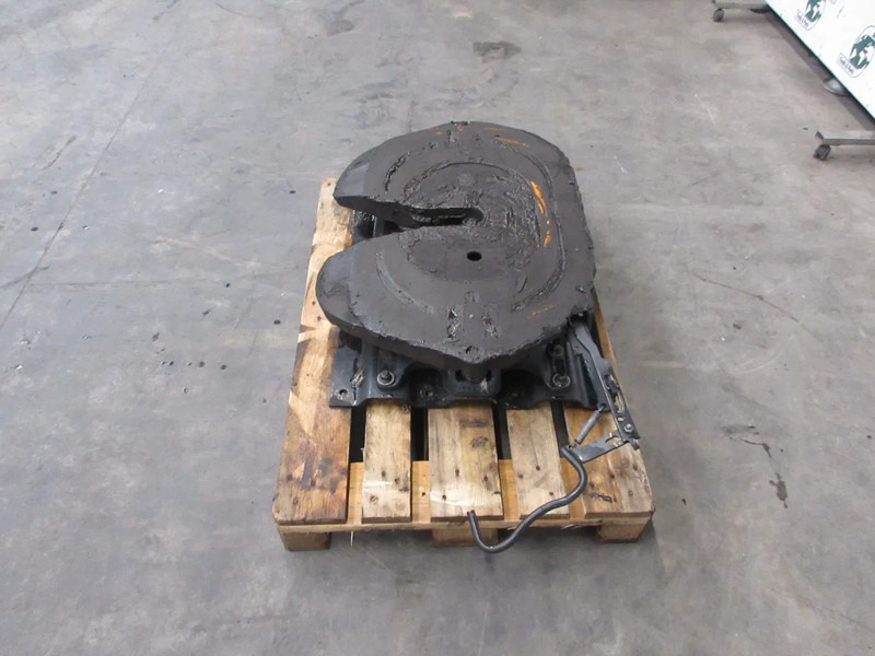 MAN 81.42710-6308 // 42KO-150-Z9 // 81.42715-0037 81.42710-6308 // 42KO-150-Z9 // 81.42715-0037 MAN 18.520 TGX MODEL 2024 - Sellette d'attelage pour Camion: photos 5 MAN 81.42710-6308 // 42KO-150-Z9 // 81.42715-0037 81.42710-6308 // 42KO-150-Z9 // 81.42715-0037 MAN 18.520 TGX MODEL 2024 - Sellette d'attelage pour Camion: photos 5