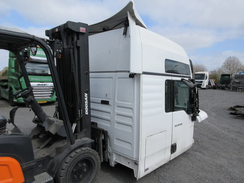 MAN CABINE MAN 18.500 TGX EURO 6 MODEL 2020 - Cabine et intérieur pour Camion: photos 4 MAN CABINE MAN 18.500 TGX EURO 6 MODEL 2020 - Cabine et intérieur pour Camion: photos 4