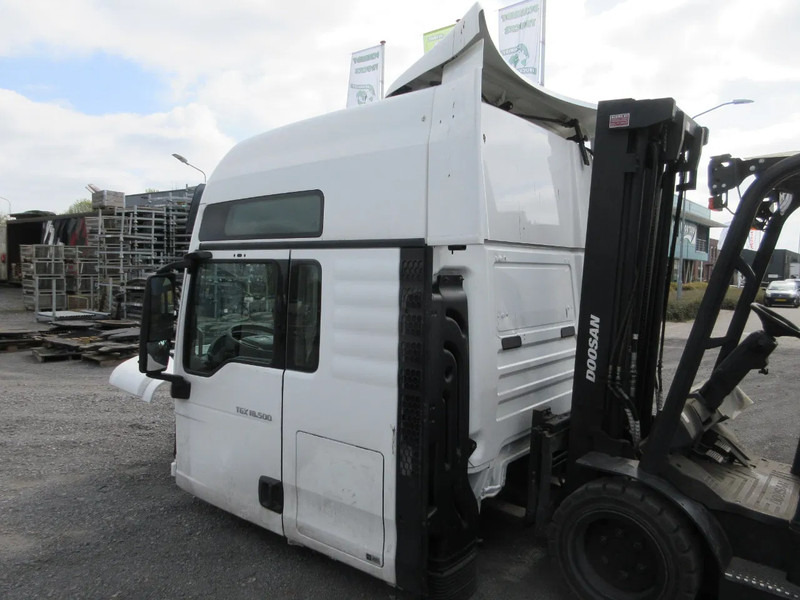 MAN CABINE MAN 18.500 TGX EURO 6 MODEL 2020 - Cabine et intérieur pour Camion: photos 3 MAN CABINE MAN 18.500 TGX EURO 6 MODEL 2020 - Cabine et intérieur pour Camion: photos 3