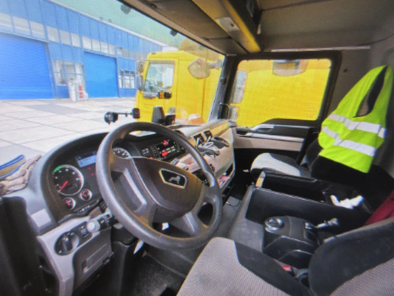 MAN TGL 12.220 - Camion fourgon: photos 4 MAN TGL 12.220 - Camion fourgon: photos 4