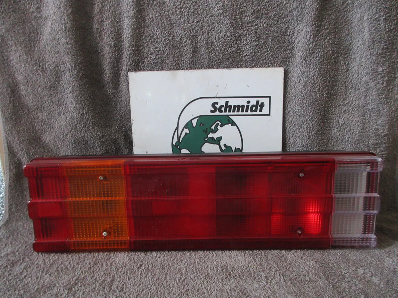 Mercedes-Benz A 003 544 52 03 // A 003 554 53 03 ACHTER LAMP MERCEDES R+L NIEUWE !! - Feu arrière pour Camion: photos 2 Mercedes-Benz A 003 544 52 03 // A 003 554 53 03 ACHTER LAMP MERCEDES R+L NIEUWE !! - Feu arrière pour Camion: photos 2