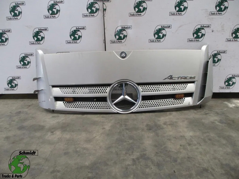 Mercedes-Benz A 960 750 03 18 // A 960 750 08 67 // A 960 750 03 09 GRILL MERCEDES MP4 SMAL - Calandre pour Camion: photos 2 Mercedes-Benz A 960 750 03 18 // A 960 750 08 67 // A 960 750 03 09 GRILL MERCEDES MP4 SMAL - Calandre pour Camion: photos 2