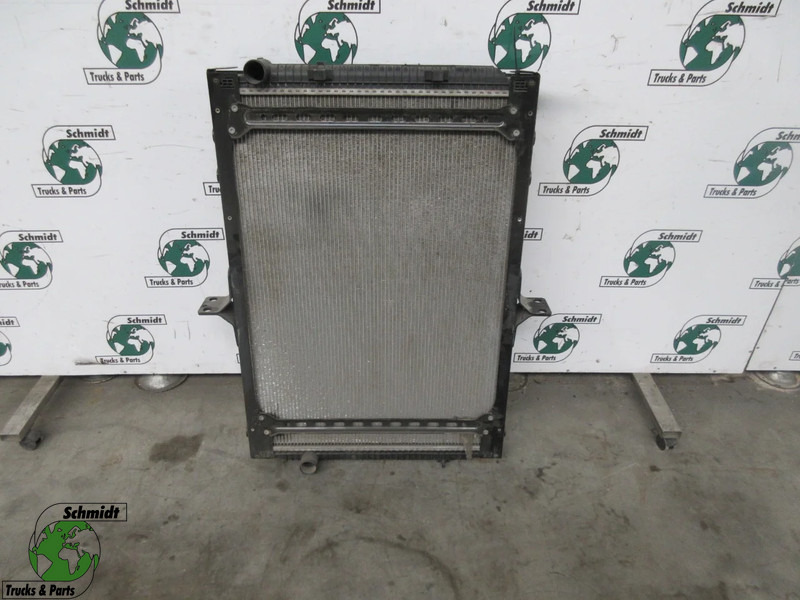 Renault PREMIUM 7421699253 RADIATEUR HELA 8MK 376 745- 151 - Radiateur pour Camion: photos 1 Renault PREMIUM 7421699253 RADIATEUR HELA 8MK 376 745- 151 - Radiateur pour Camion: photos 1
