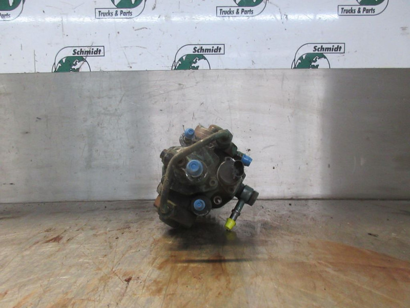 Volvo 22208234 BRANSTOFPOMP VOLVO FL 210 EURO 6 - Pompe à carburant pour Camion: photos 3 Volvo 22208234 BRANSTOFPOMP VOLVO FL 210 EURO 6 - Pompe à carburant pour Camion: photos 3