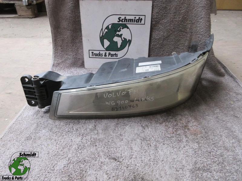 Volvo 82140763 MISTLAMP VOLVO FH SERIE EURO 6 - Feu anti-brouillard pour Camion: photos 1 Volvo 82140763 MISTLAMP VOLVO FH SERIE EURO 6 - Feu anti-brouillard pour Camion: photos 1