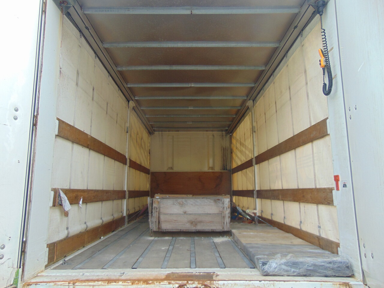 Camion à rideaux coulissants RENAULT Midlum 240DXi: photos 8