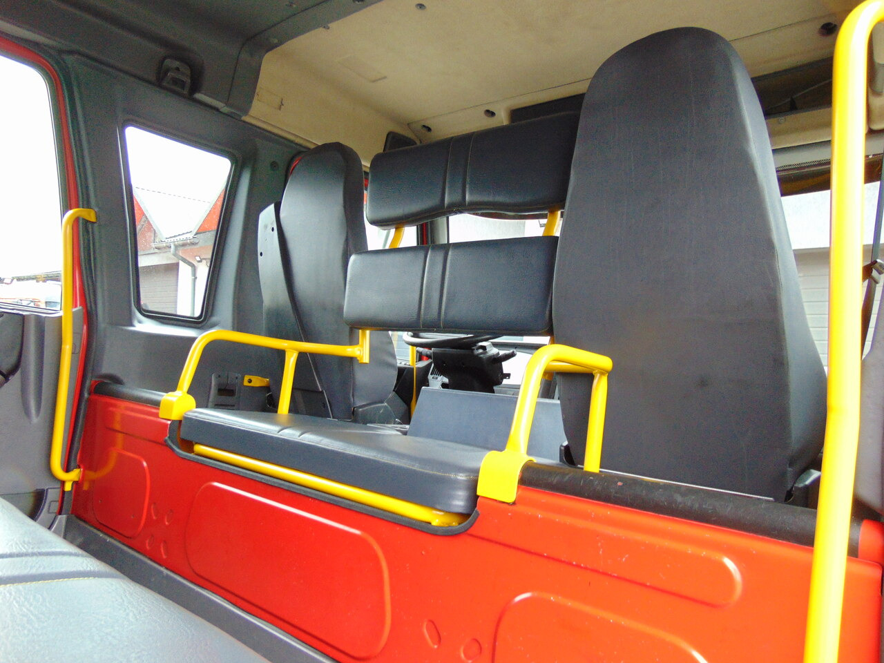 Camion de pompier RENAULT Midlum 270dCi SIDES TOP: photos 16