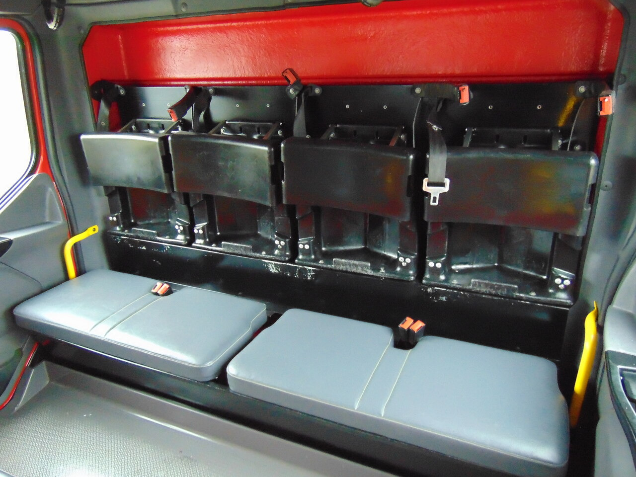 Camion de pompier RENAULT Midlum 270dCi SIDES TOP: photos 15