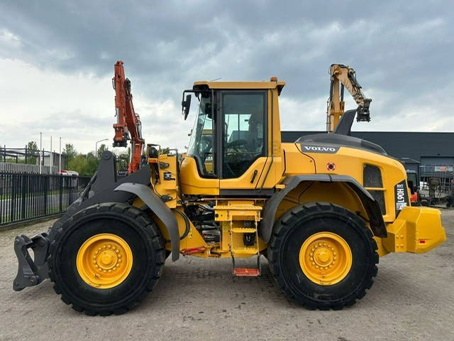 Chargeuse sur pneus Volvo L90H: photos 1