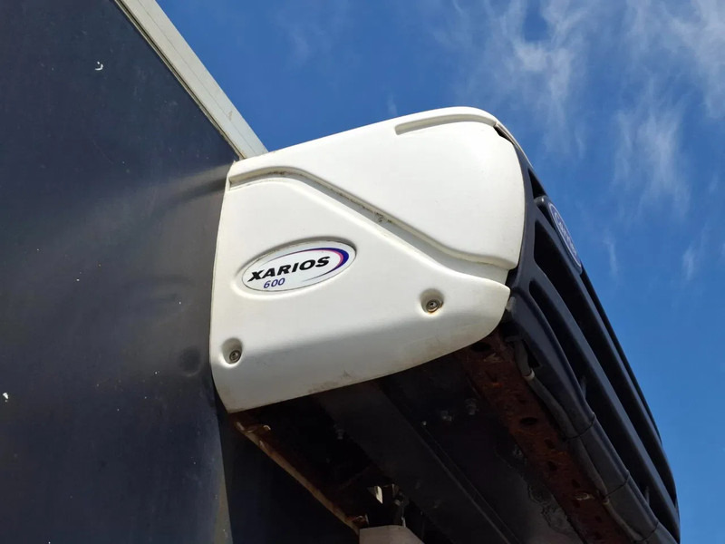 Camion isothermique Iveco EuroCargo 120 / COOL TRUCK / CARRIER XARIOS 600 / PLATFORM 2000KG / ONLY:340634 KM / AIRCO / MANUAL / EURO-6 / 2014: photos 9