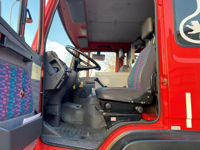 Mercedes-Benz 1124 AF / 4X4 / GERMAN TRUCK / WATERTANK 2400 LITER+POMP / GOOD CONDITION / ONLY:25235 KM / MARGE / MANUAL / 1996 — crédit-bail Mercedes-Benz 1124 AF / 4X4 / GERMAN TRUCK / WATERTANK 2400 LITER+POMP / GOOD CONDITION / ONLY:25235 KM / MARGE / MANUAL / 1996: photos 15
