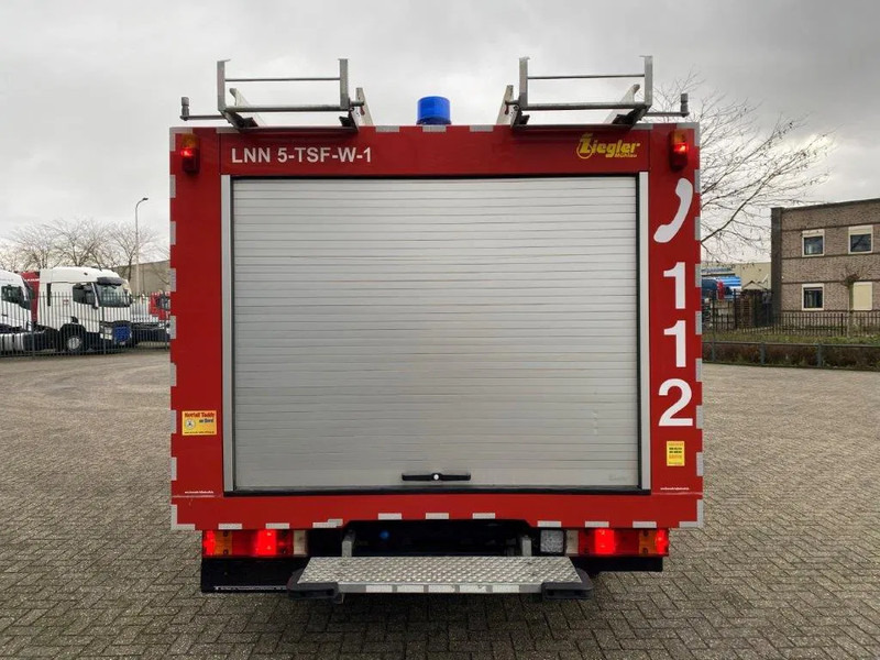 Mercedes-Benz VARIO 612D / GERMAN TRUCK / CREWCAB / WATERTANK / ONLY:34231 KM / DOUBLE AIR REAR / TOP CONDITION / MARGE / MANUAL / EURO-3 / 19 - Camion de pompier: photos 4 Mercedes-Benz VARIO 612D / GERMAN TRUCK / CREWCAB / WATERTANK / ONLY:34231 KM / DOUBLE AIR REAR / TOP CONDITION / MARGE / MANUAL / EURO-3 / 19 - Camion de pompier: photos 4