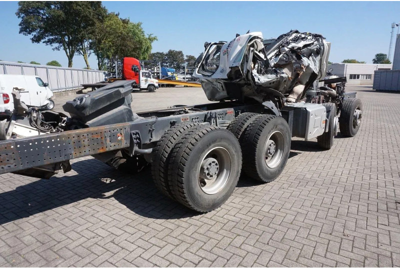 Renault C460 / 8X4 / BIG AXLE / FULL STEEL / 2 X LENKACHSE / EURO-6 / 2022 - Châssis cabine: photos 4 Renault C460 / 8X4 / BIG AXLE / FULL STEEL / 2 X LENKACHSE / EURO-6 / 2022 - Châssis cabine: photos 4