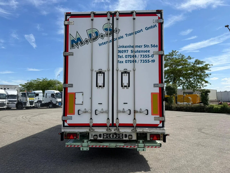 Scania R450 / RETARDER / ISOLATED GERMAN FLOWER COMBI / THROUGH-LOADING SYSTEM / SMART TACHO / 2XPLATFORM / LIFT+LENKACHSE / LWDS / EUR - Camion frigorifique: photos 4 Scania R450 / RETARDER / ISOLATED GERMAN FLOWER COMBI / THROUGH-LOADING SYSTEM / SMART TACHO / 2XPLATFORM / LIFT+LENKACHSE / LWDS / EUR - Camion frigorifique: photos 4