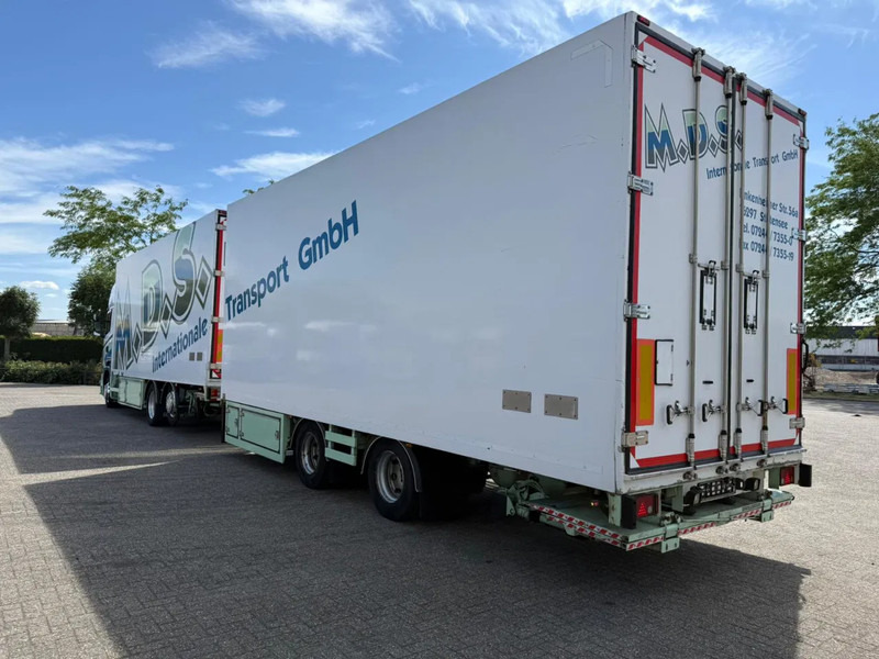 Scania R450 / RETARDER / ISOLATED GERMAN FLOWER COMBI / THROUGH-LOADING SYSTEM / SMART TACHO / 2XPLATFORM / LIFT+LENKACHSE / LWDS / EUR - Camion frigorifique: photos 3 Scania R450 / RETARDER / ISOLATED GERMAN FLOWER COMBI / THROUGH-LOADING SYSTEM / SMART TACHO / 2XPLATFORM / LIFT+LENKACHSE / LWDS / EUR - Camion frigorifique: photos 3