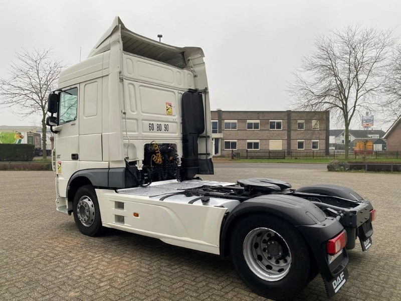 DAF XF106-460 / AUTOMATIC / DEB / PARKCOOL / AIRCO / EURO-6 / 2015 - Tracteur routier: photos 3 DAF XF106-460 / AUTOMATIC / DEB / PARKCOOL / AIRCO / EURO-6 / 2015 - Tracteur routier: photos 3