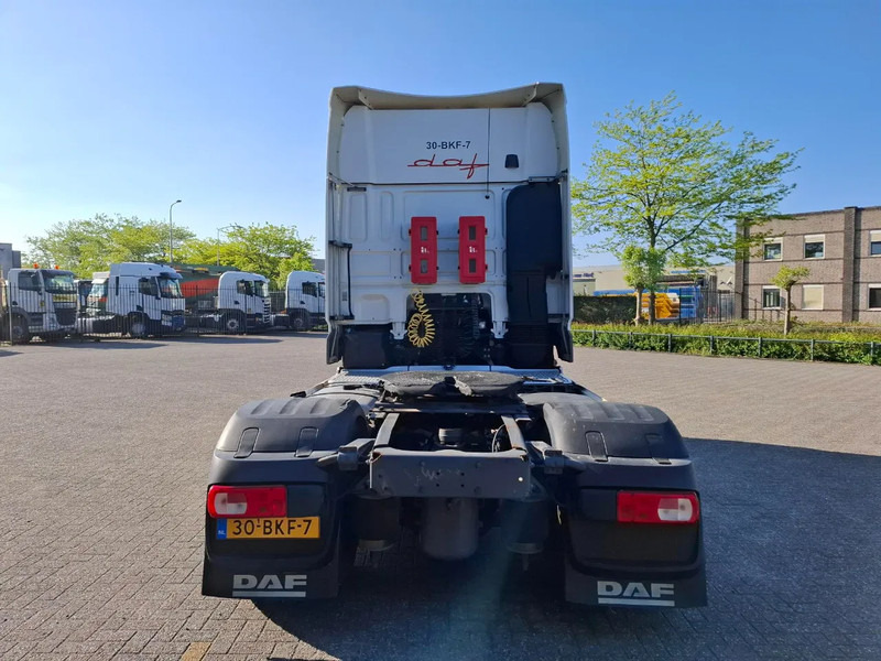 DAF XF106-460 / INTARDER / TUV:28-11-2025 / GVW:50TON / NL TRUCK / ADR / FULL SPOILER / NAVI / FRIDGE / AUTOMATIC / EURO-6 / 2014 - Tracteur routier: photos 4 DAF XF106-460 / INTARDER / TUV:28-11-2025 / GVW:50TON / NL TRUCK / ADR / FULL SPOILER / NAVI / FRIDGE / AUTOMATIC / EURO-6 / 2014 - Tracteur routier: photos 4